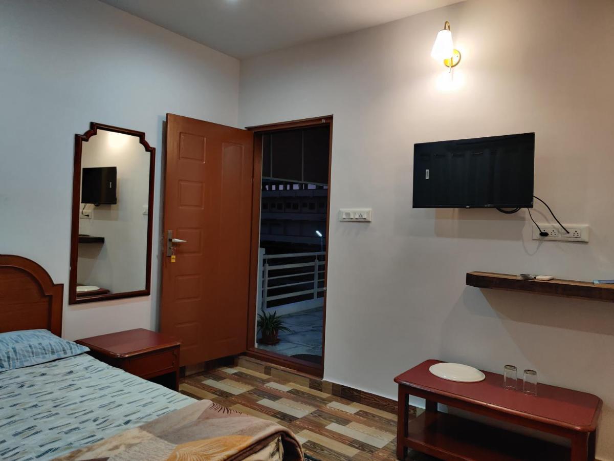 Skyhouse Homestay 마이소르 외부 사진